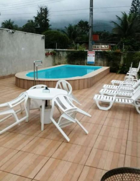 Casa em Caraguatatuba no bairro de Massaguaçu